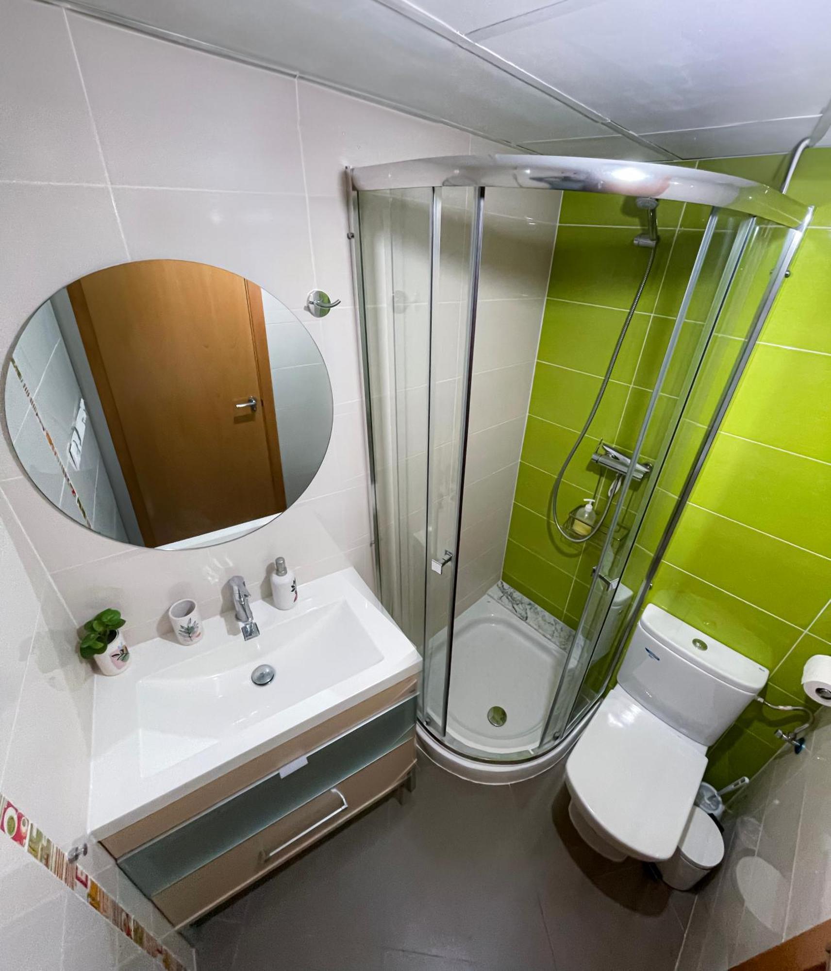 Privadas Con Bano En Piso Centrico Homestay Gandia